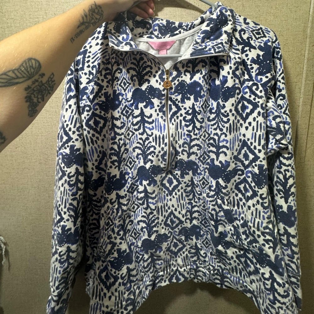 Lilly Pulitzer Blue and White Patterned Hoodie
